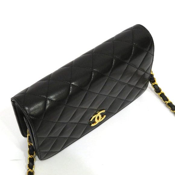 Chanel Lambskin Single Chain Shoulder Pouch Matelasse Black - Picture 5 of 10